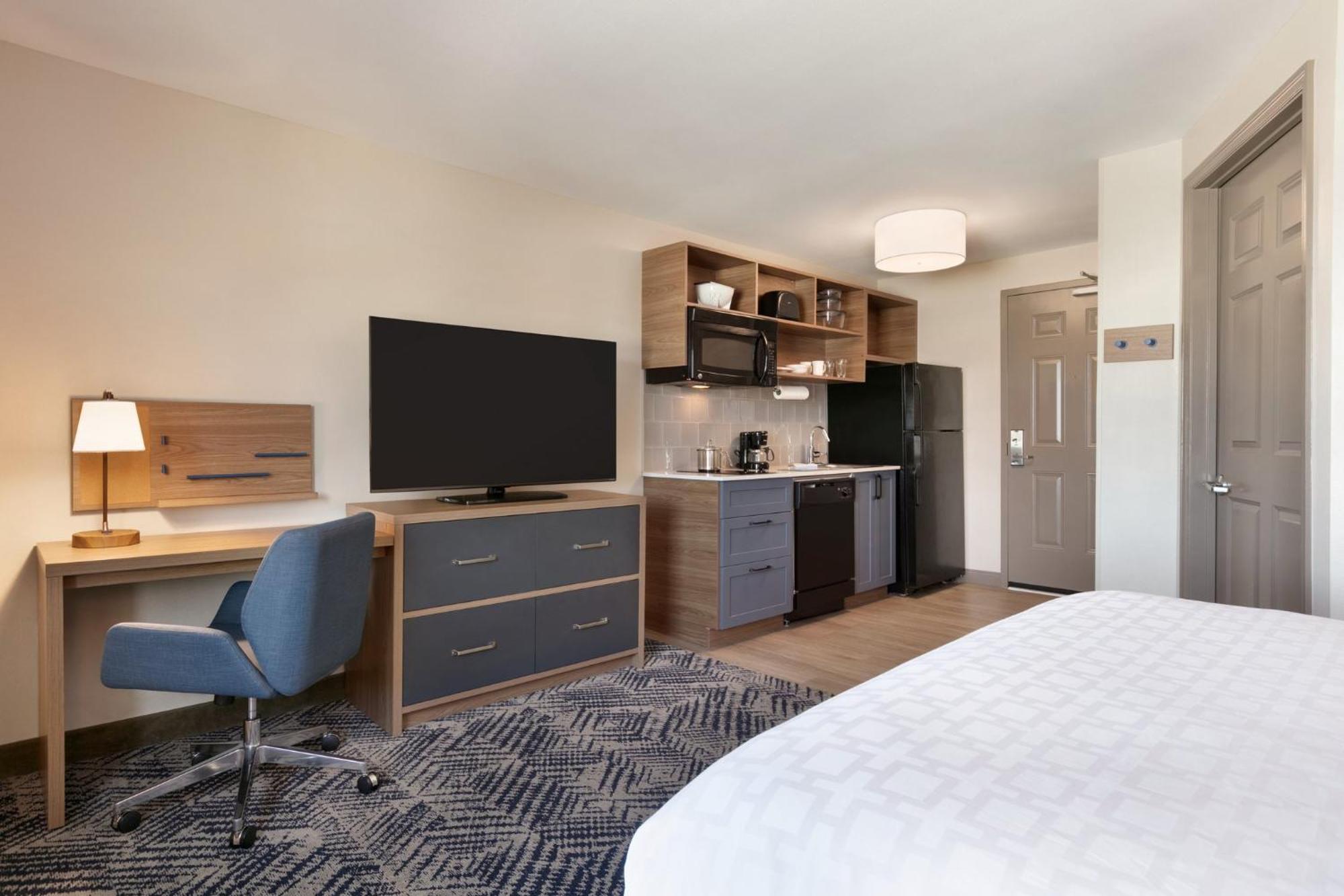 Candlewood Suites Kansas City Northeast By Ihg Εξωτερικό φωτογραφία