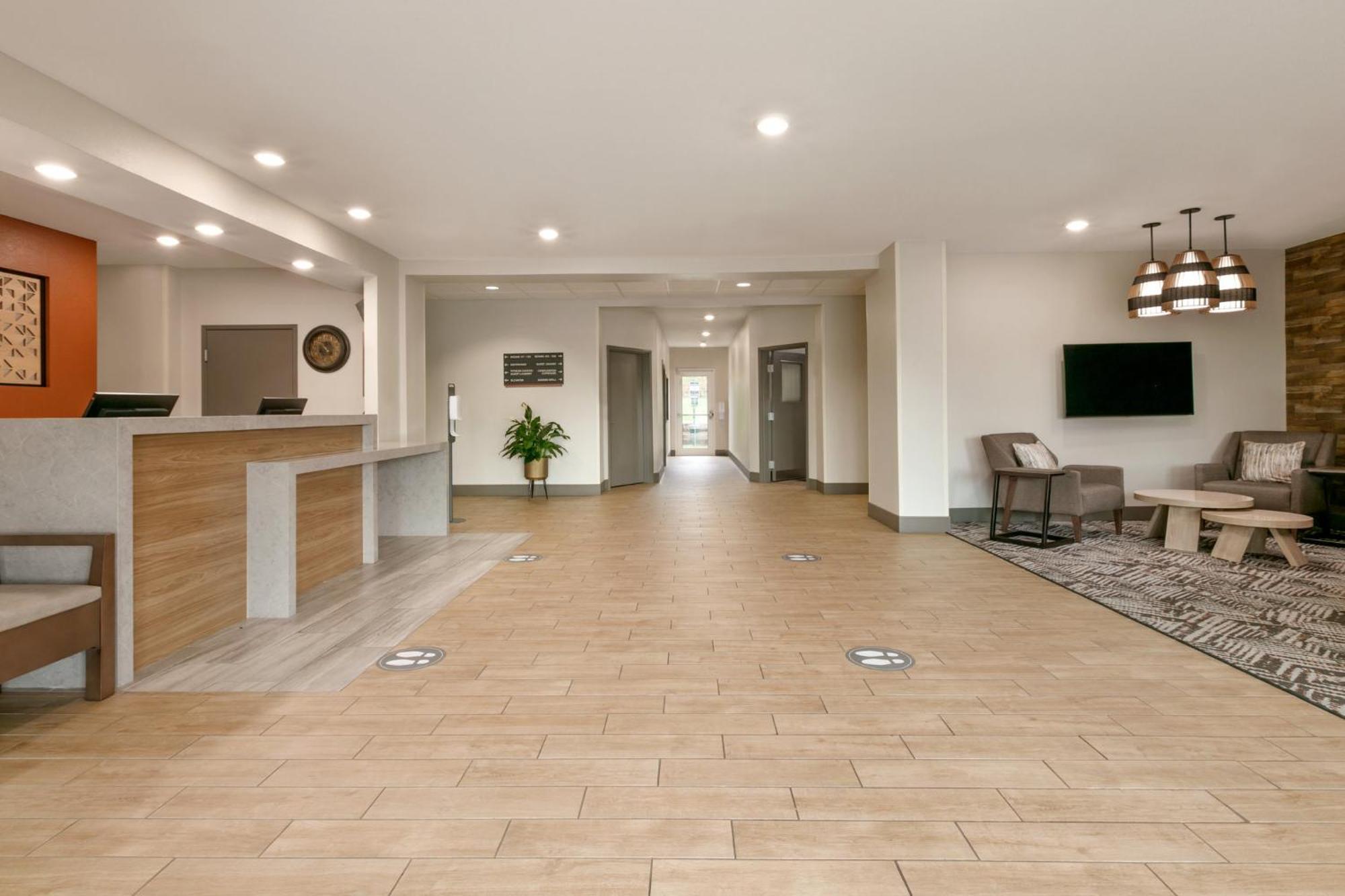 Candlewood Suites Kansas City Northeast By Ihg Εξωτερικό φωτογραφία
