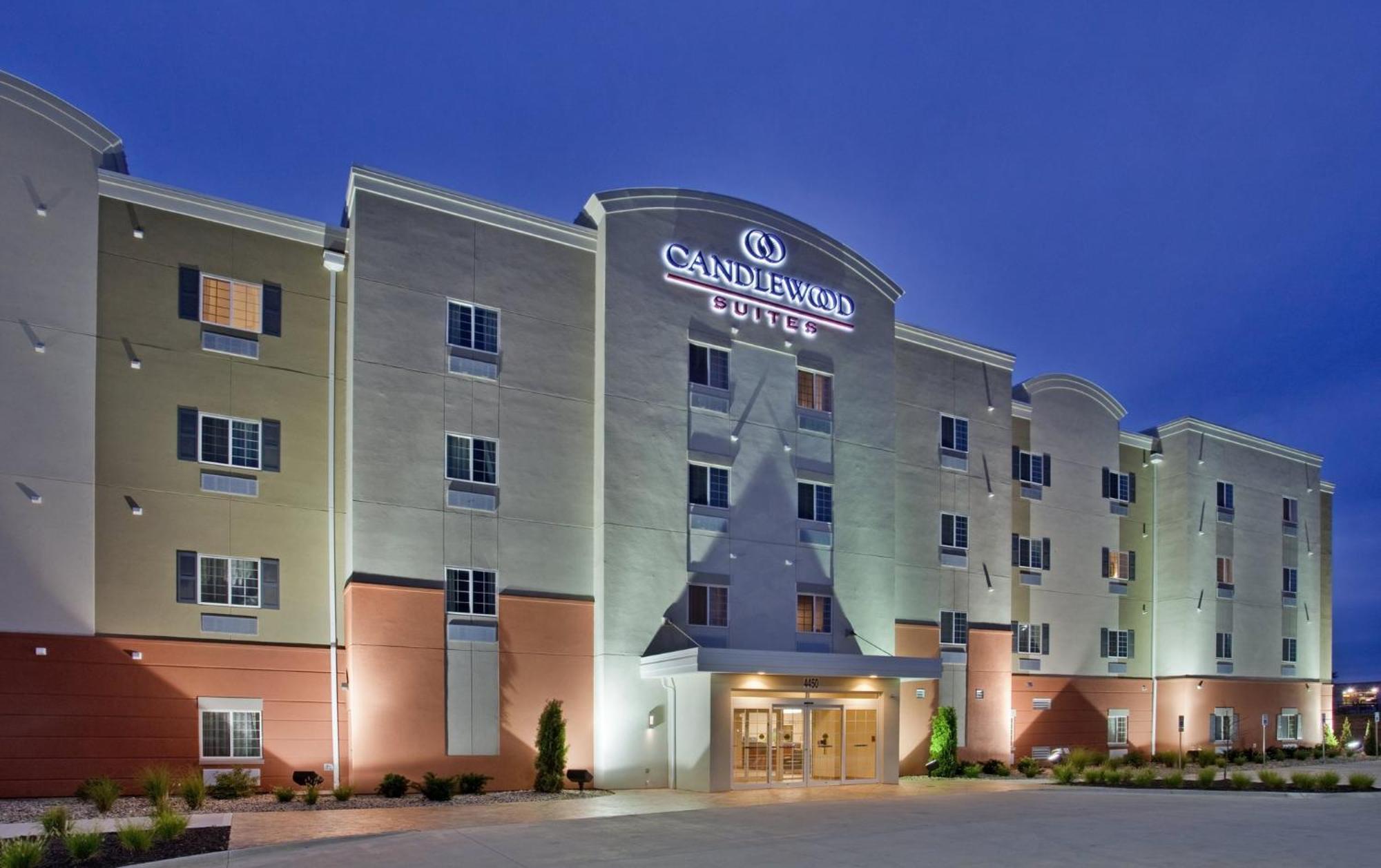 Candlewood Suites Kansas City Northeast By Ihg Εξωτερικό φωτογραφία