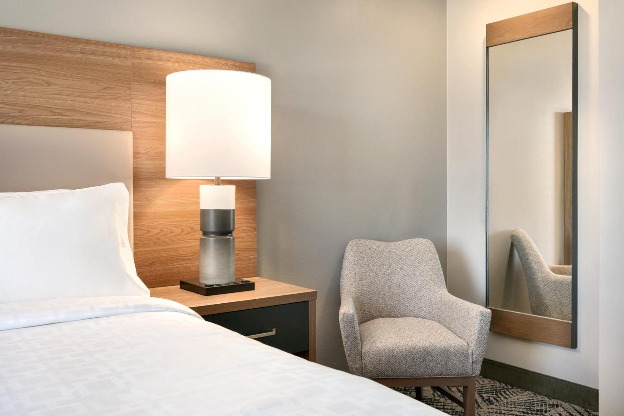 Candlewood Suites Kansas City Northeast By Ihg Εξωτερικό φωτογραφία