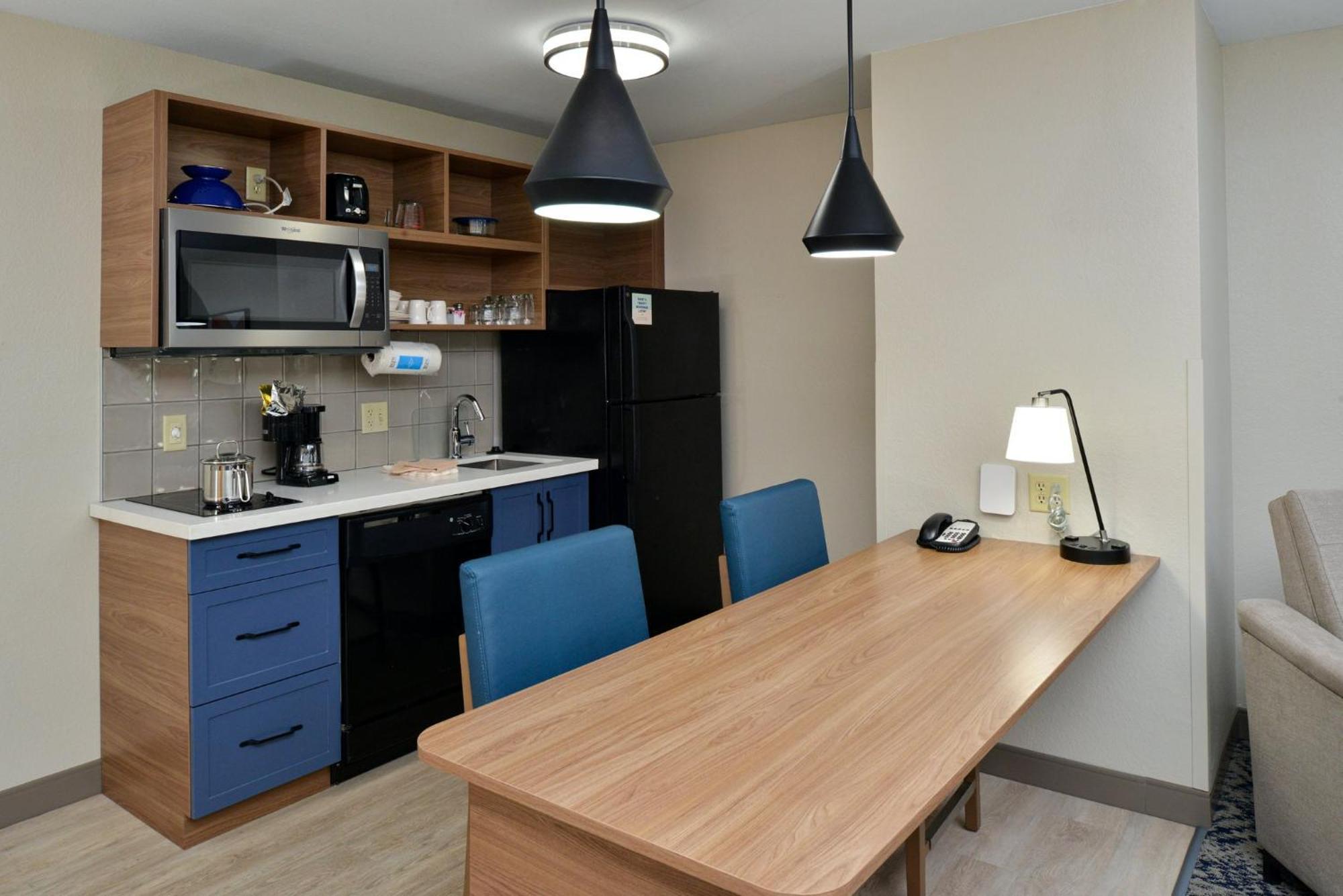 Candlewood Suites Kansas City Northeast By Ihg Εξωτερικό φωτογραφία