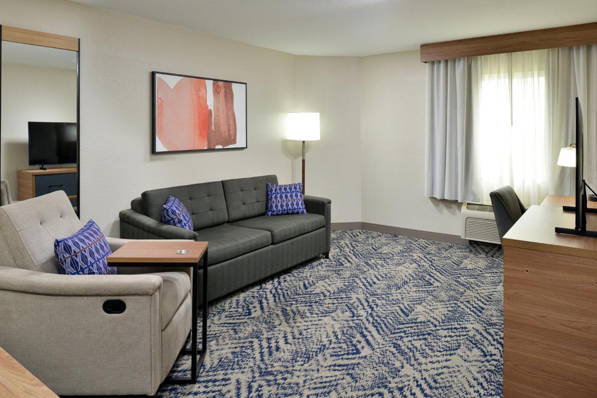 Candlewood Suites Kansas City Northeast By Ihg Εξωτερικό φωτογραφία