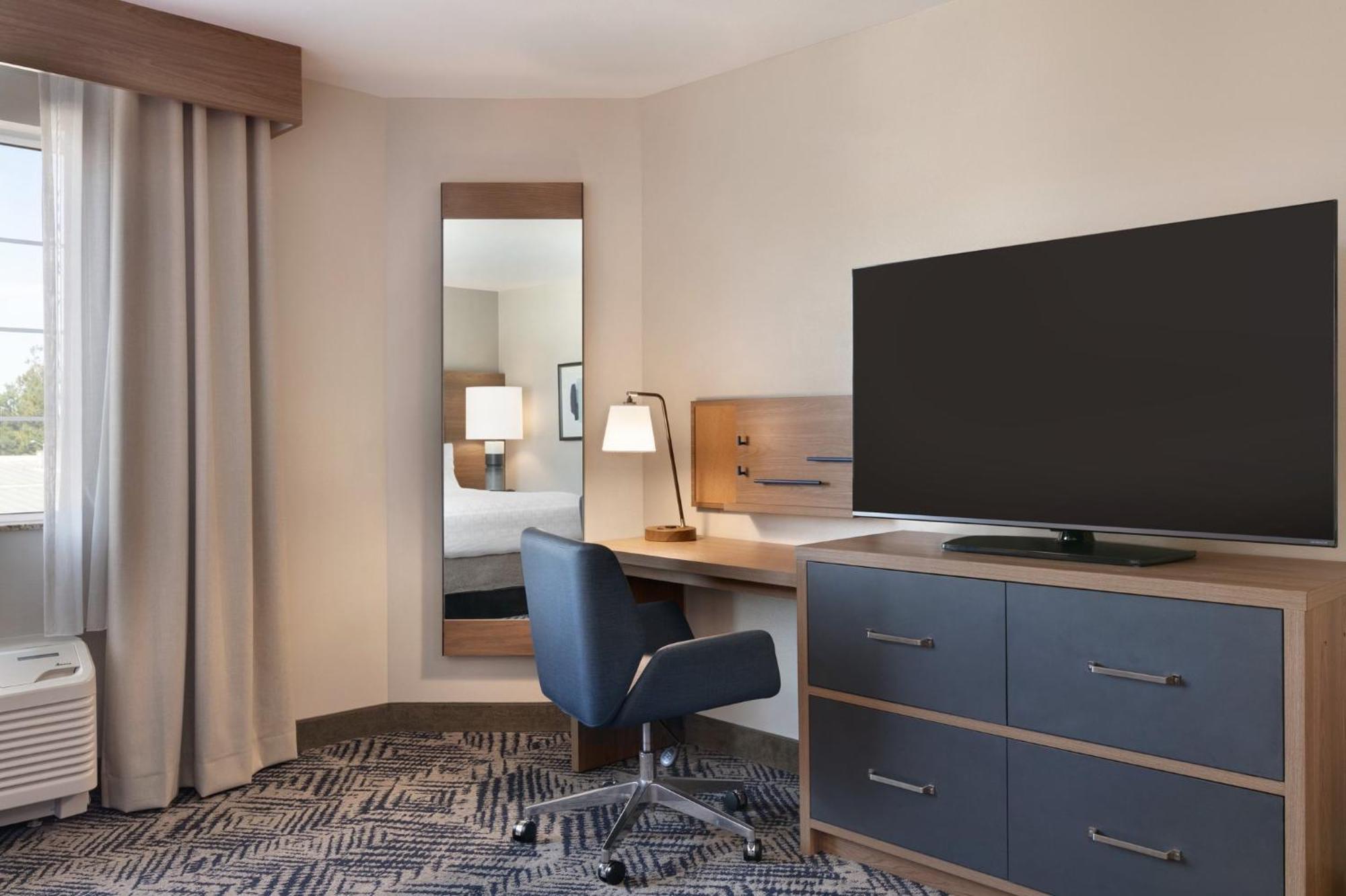 Candlewood Suites Kansas City Northeast By Ihg Εξωτερικό φωτογραφία