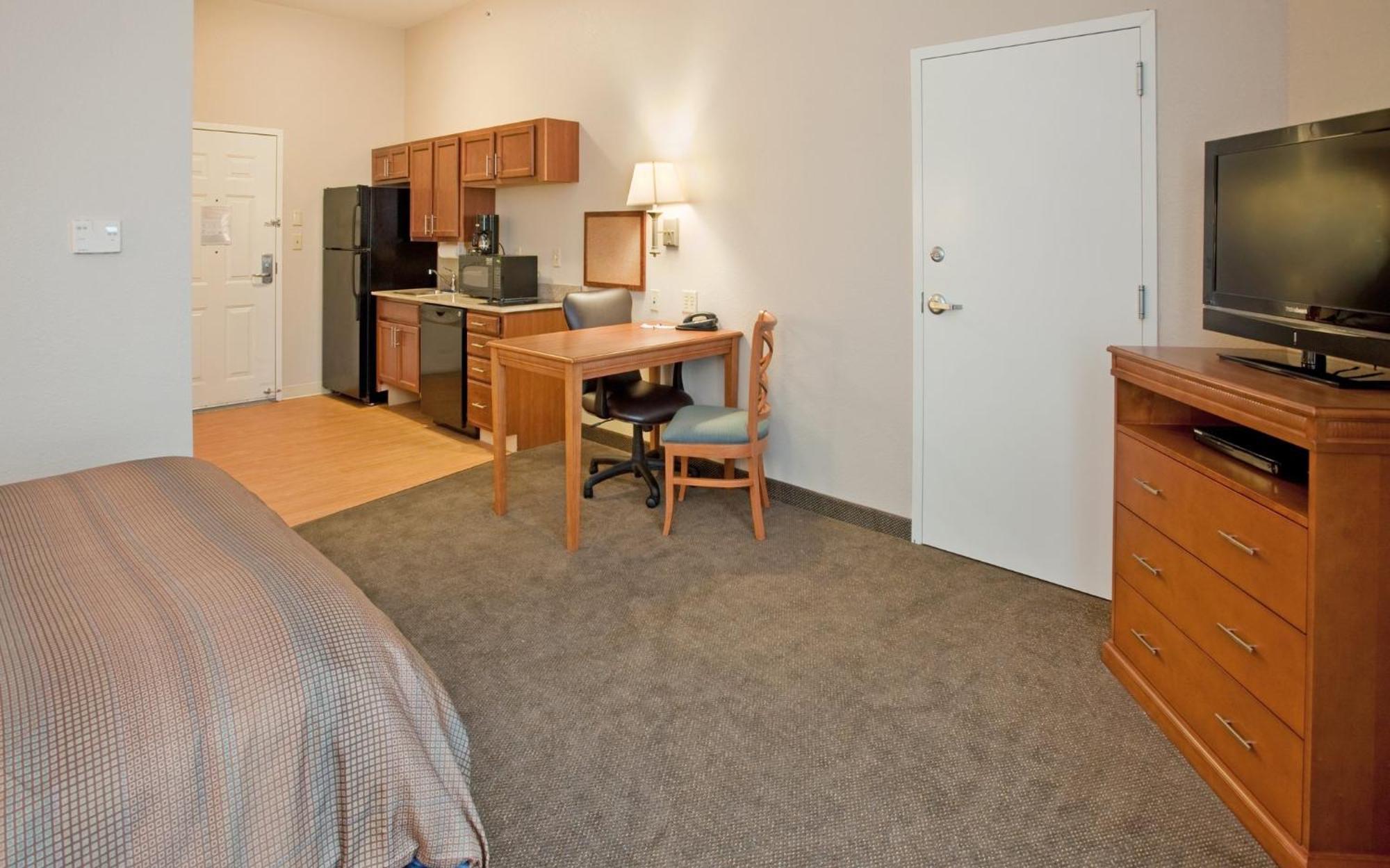 Candlewood Suites Kansas City Northeast By Ihg Εξωτερικό φωτογραφία